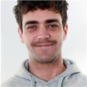 Doy clases de apoyo escolar para sociales, ofreciendo ayuda en cualquiera de las ciencias sociales, al ser graduado en sociología